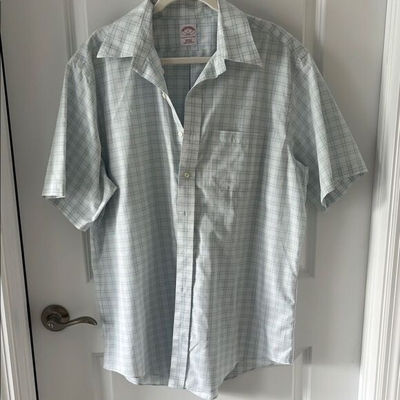 Brooks Brothers Blue Casual Button Down Shirt Lightweight Cotton NWOT - Picture 1 of 8
